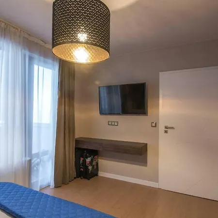 Work Or Leisure Modern 2bd Apt Near Center Apartamento